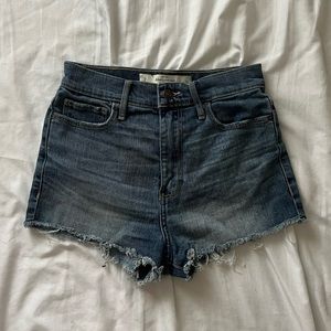Abercrombie & Fitch Highrise Denim Short